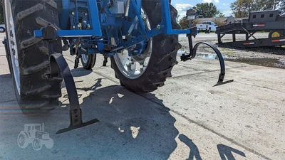 USED 1986 FORD 1710