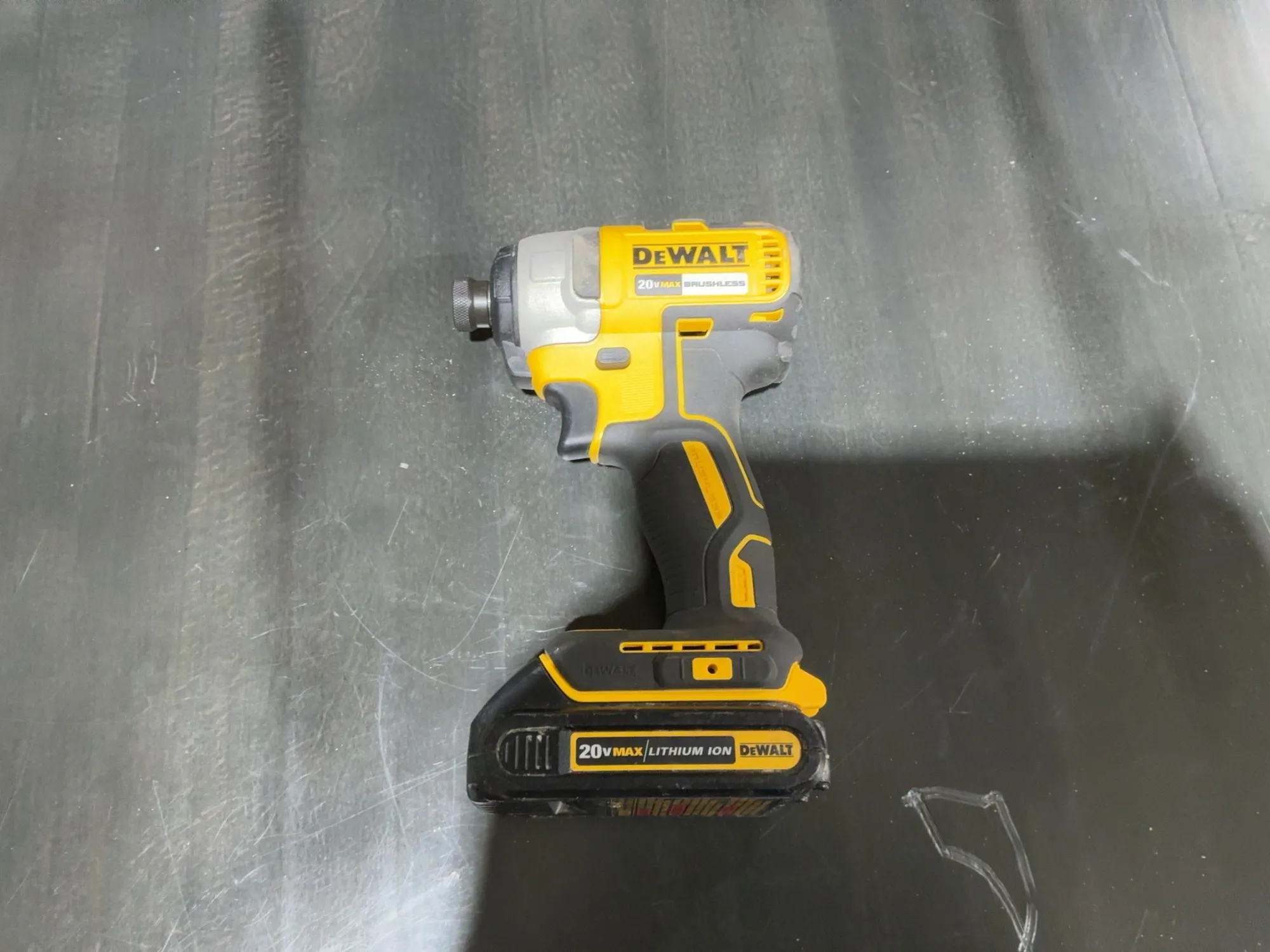 Used _UNKNOWN_ _UNKNOWN_ Screw Drivers Michigan US | Miedema Asset Management Group #1295064