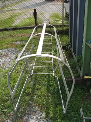 SPC5315  Miscellaneous Equipment 10' fixed safety cage ladder 304 SS