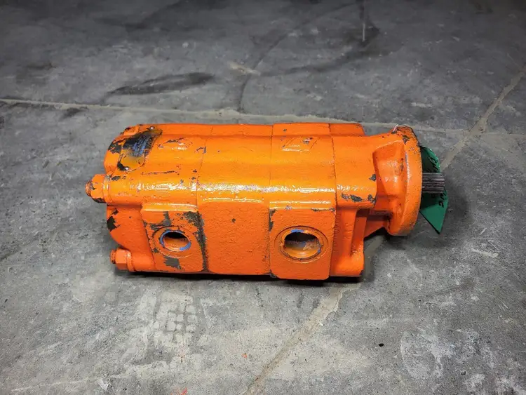 Used SPICER 235821 Parts (Hydraulics and Pneumatics) British Columbia CA | Lenmark #256298