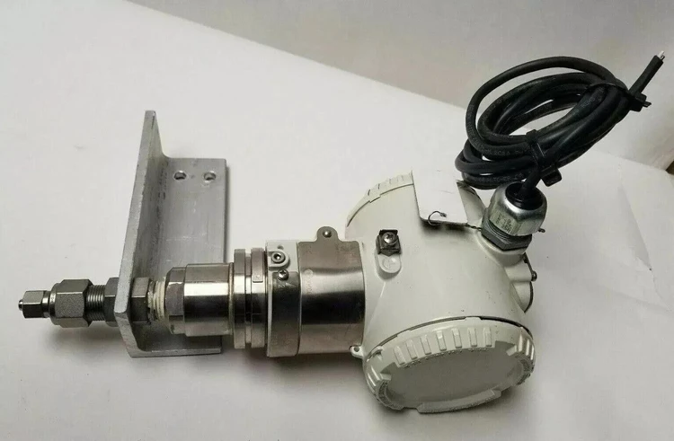 Used ABB 7687686786786786755767 Pressure Transmitters California US | Amiron Machinery #1142153
