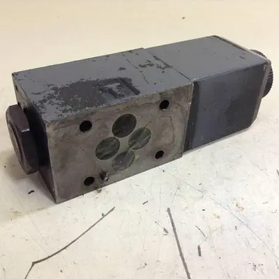 USED VICKERS DG4V322AMUHL760