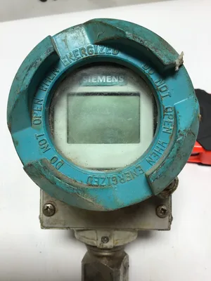 Siemens D-76181 Absolute Pressure Transmitter/Sensor