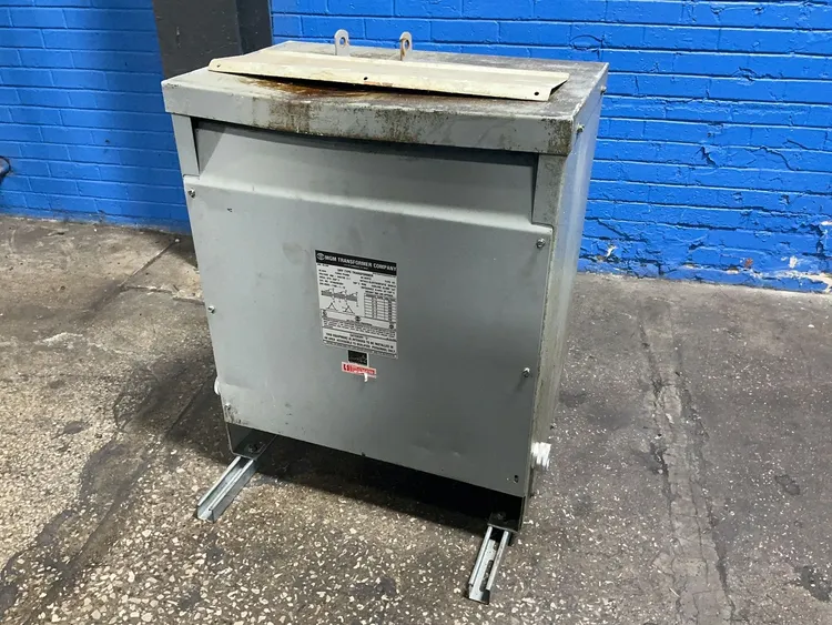 Used MGM TRANSFORMER CO. HT45A3K2SH Distribution Transformers Ohio US | HGR 24 #1521408