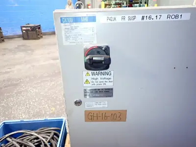 USED 2010 YASKAWA MOTOMAN MOTOMANMH6