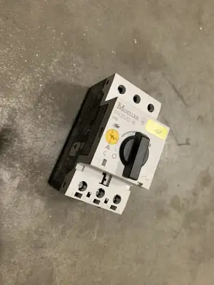 Used MOELLER PKZM0-16 Switchgears British Columbia CA | Lenmark #244211