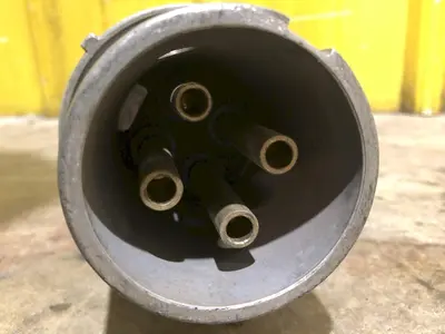 600V APPLETON ACP6034BC 3 WIRE 4 POLE POWERTITE METALLIC SLEEVE CLAMPING RING PLUG: STOCK 18972