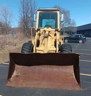 USED INTERNATIONAL 3 YARD BUCKET