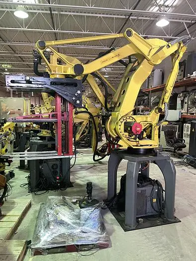 Used 2009 FANUC FANUC M410IB/160 Robots Michigan US | Aucto #1333581