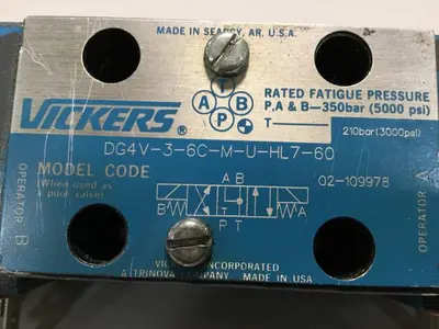 USED VICKERS DG4V-3-6C-M-U-HL7-60
