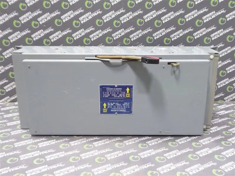 Square D QMB-3620 Fusible Panelboard Branch Switch 200 Amps 600VAC Used