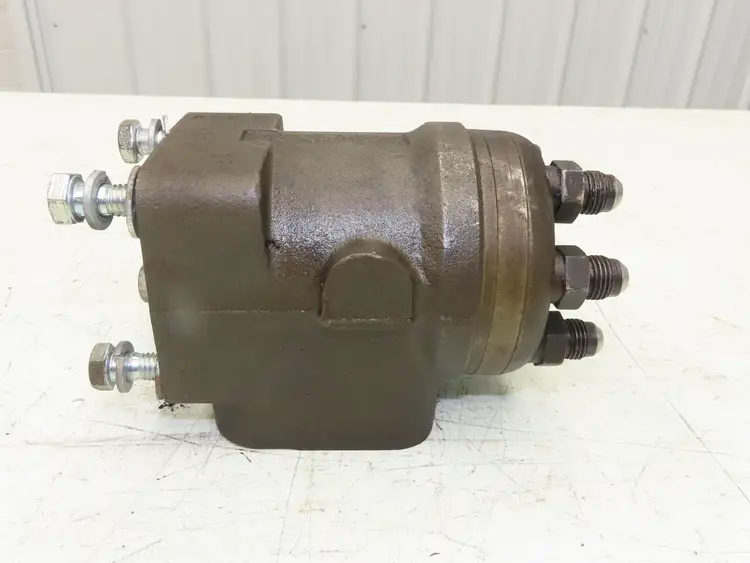 Used SAUER-DANFOSS _UNKNOWN_ Forklift Attachments | Arrow Industrial #563128