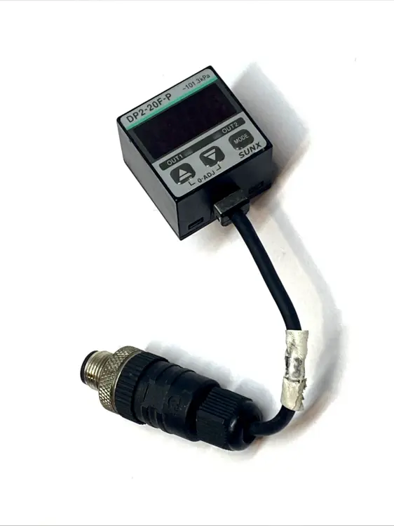 Used SUNX DIGITAL VACUUM PRESSURE SENSOR Vacuum Gauges / Controllers | Maverick Industrial Sales #1102638