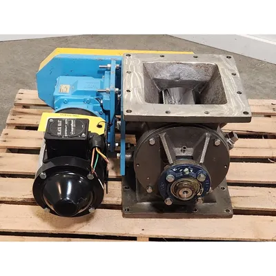 USED CAROLINA CONVEYING 8 RVS