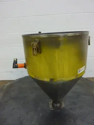USED METAL FABRICATOR HOPPER625