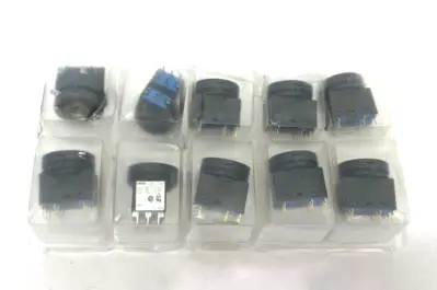 New | in-Stock IDEC Pushbutton Switch Contact Block, DPDT 22mm Gold 10-PACK Contact Blocks Michigan US | Maverick Industrial Sales #1390860