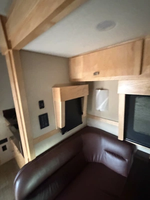 Used 2021 INTERNATIONAL SHOWHAULER CUSTOM 4X4 Campers, Caravans, Motorhomes Michigan US | Miedema Asset Management Group #1580270