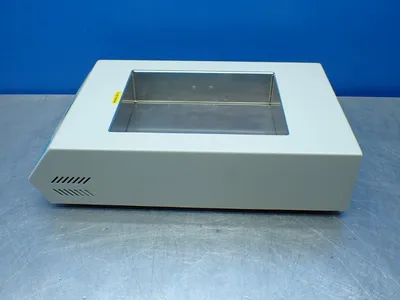 New | in-Stock BENCHMARK SCIENTIFIC BSH1004 Baths / Circulators Ohio US | HGR 24 #755301