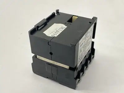 USED AEG CONTROL RELAY 16A 120V COIL