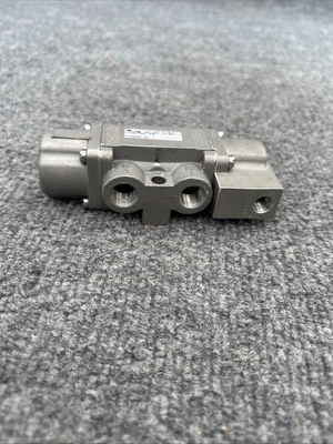 Used Versa VSP-3301-316 Solenoid Valves California US | Davliegogo LLC #1705814