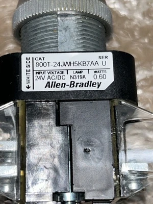 NEW Allen-Bradley 800T-24JWH5KB7AA