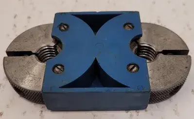 USED BENDIX THREAD GAUGE