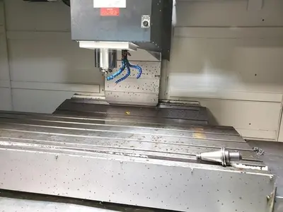 USED 2018 REPUBLIC-LAGUN VMC