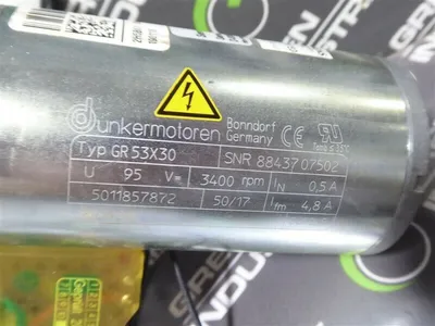 Siemens 3WL9111-0AF03-0AA0 Storage Charging Motor 110-125VDC / 110-127VAC Used