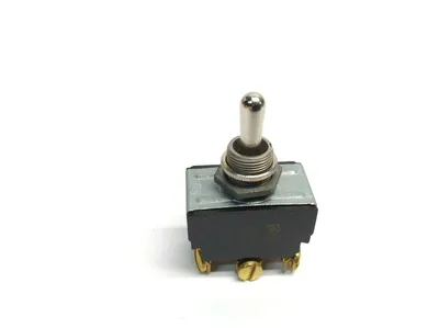 USED EATON 6 TERMINALS 10A 250 / 15A 125VAC 3/4HP