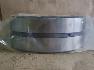 NEW SKF 23228 CC/W33