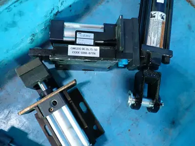 Pneumatic Cylinder Assortment