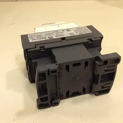 USED SCHNEIDER ELECTRIC LC1D25