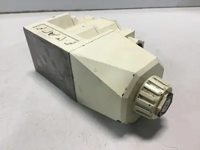 USED TOKIMEC DG4V-5-22A-M-P7L-H-7-40