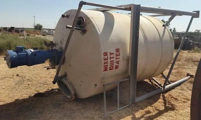 Tank, 2,250 Gallon, Stainless Steel, Agitated, 3 HP,  6' X 8’3” #S745314