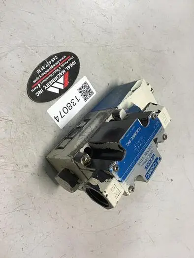 Used VICKERS DG4V32AMP7H7P2050 Valves/Fittings Michigan US | Ideal Machinery #600362