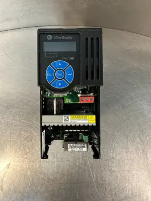 Allen Bradley 25C-D2P3N114 /A 1.0HP AC DRIVE (7.3.1)