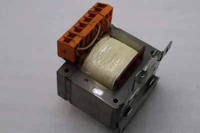 SIEMENS 4AM3495-0AE68-0NN2/ 006902 BV01 STOCK L-389-C