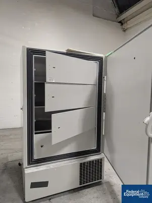 USED VWR VWR ULT Freezer, Model 5706