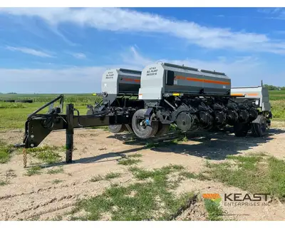 Used CRUSTBUSTER _UNKNOWN_ No-Till Drills Iowa US | Keast Enterprises #1360190