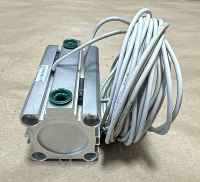NEW SMC CDQ2B32-50D-F9BWL