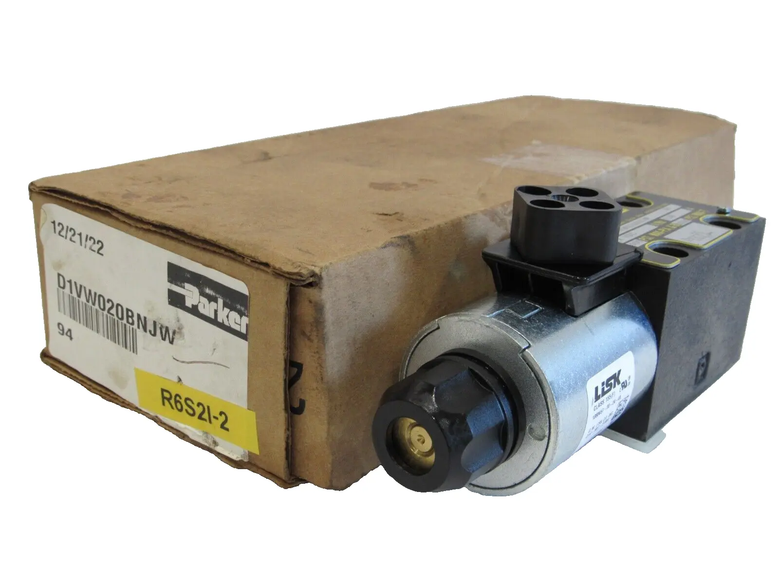 NEW PARKER D1VW020BNJW HYDRAULIC VALVE 24VDC