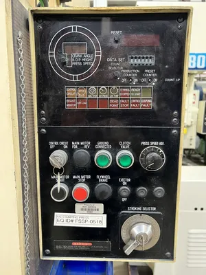 USED 1995 KOMATSU PRESSES KOMATSU OBS110-3 PRESS