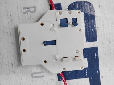 USED SCHNEIDER ELECTRIC/TELEMECANIQUE LAD8N11