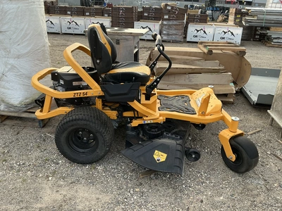 Used CUB CADET ULTIMA ZT2 Mowers Michigan US | Miedema Asset Management Group #1339099