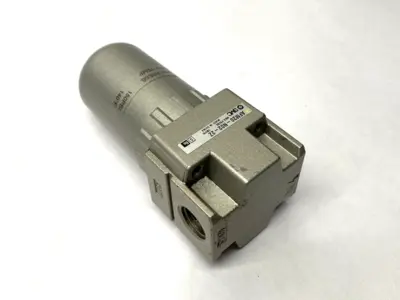 USED SMC PNEUMATIC MIST SEPARATOR 1/4" PORTS