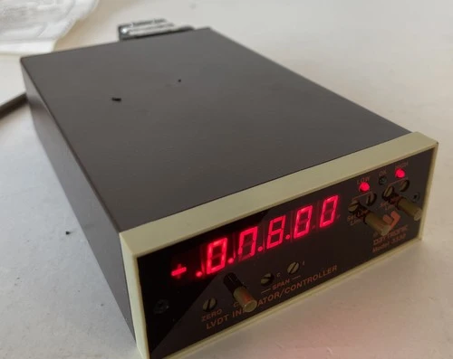 NEW Daytronic 3330/001