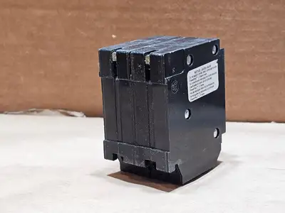 New | in-Stock SCHNEIDER CHOMT2020240 Switchgears British Columbia CA | Lenmark #1434880