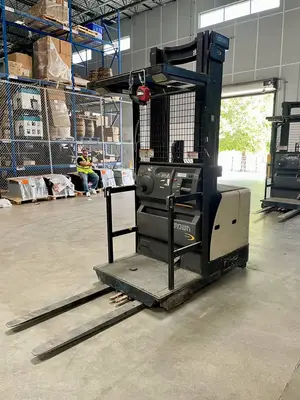 Used 2012 CROWN SP3520-30 Order Pickers Texas US | TB Forklifts #1274889