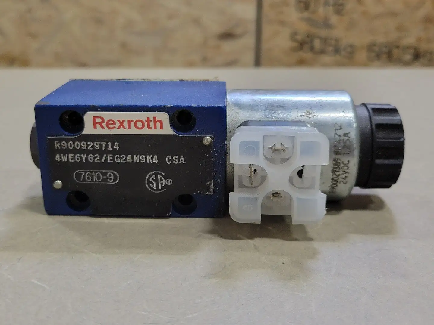 USED REX ROTH 4WE6Y62/EG24N9K4