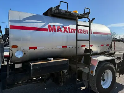 Used 1998 FORD F-SERIES F800 Tanker trucks Kentucky US | Proxy Equipment #1426118
